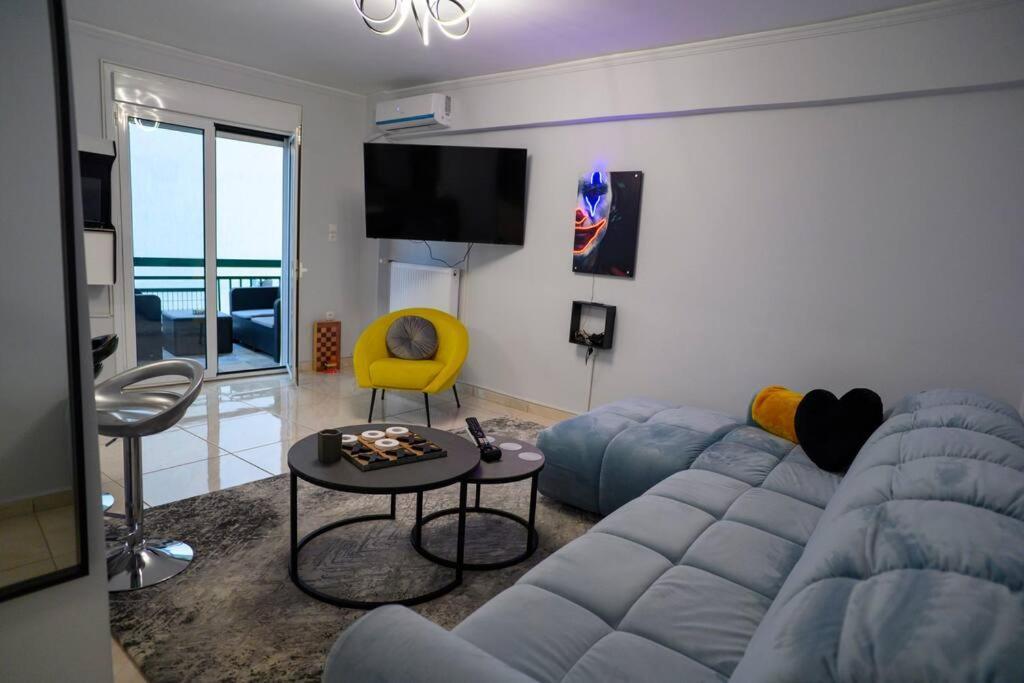 Fresh Spicy 1bd Amusement Arcade Apartment *